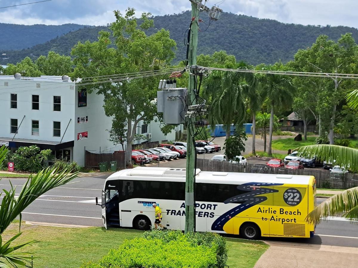 Watersons At Airlie Central Apartments Airlie Beach Eksteriør bilde